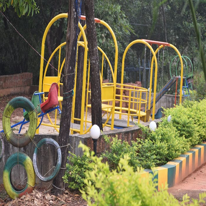 gokarna resorts near om beach